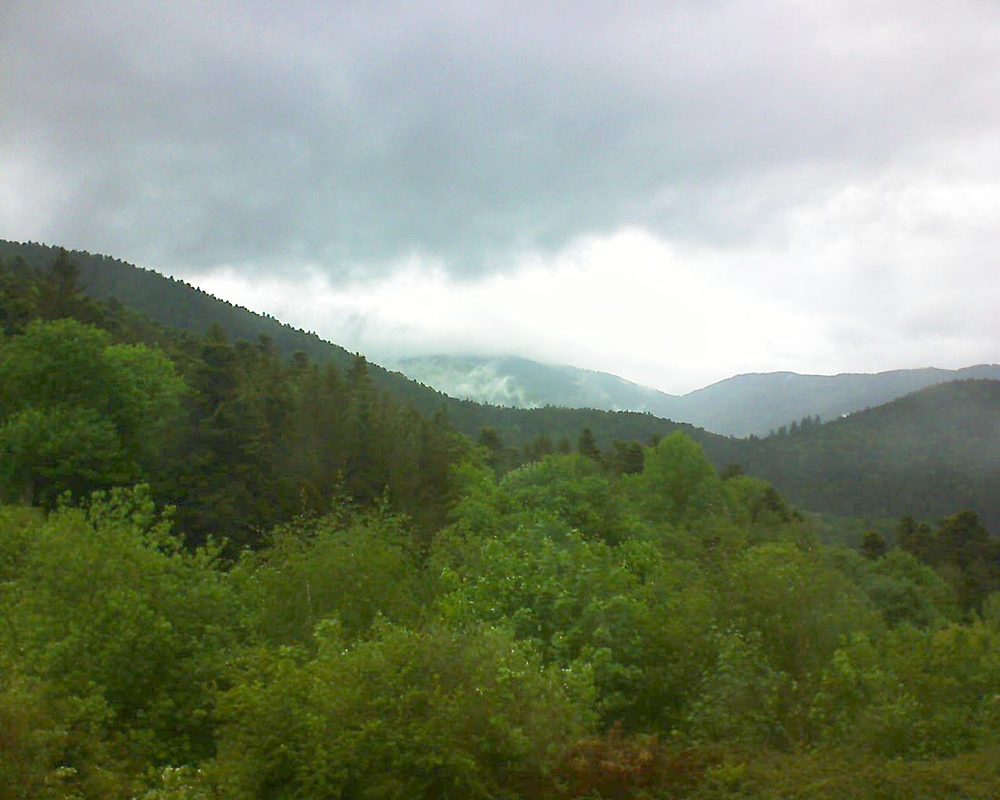 Le petit ballon vu depuis le Domaine Langmatt à Murbach le 10.05.2018 à 13:00 Le petit ballon (Alsace, Vosges) le 10.05.2018 à 13:00