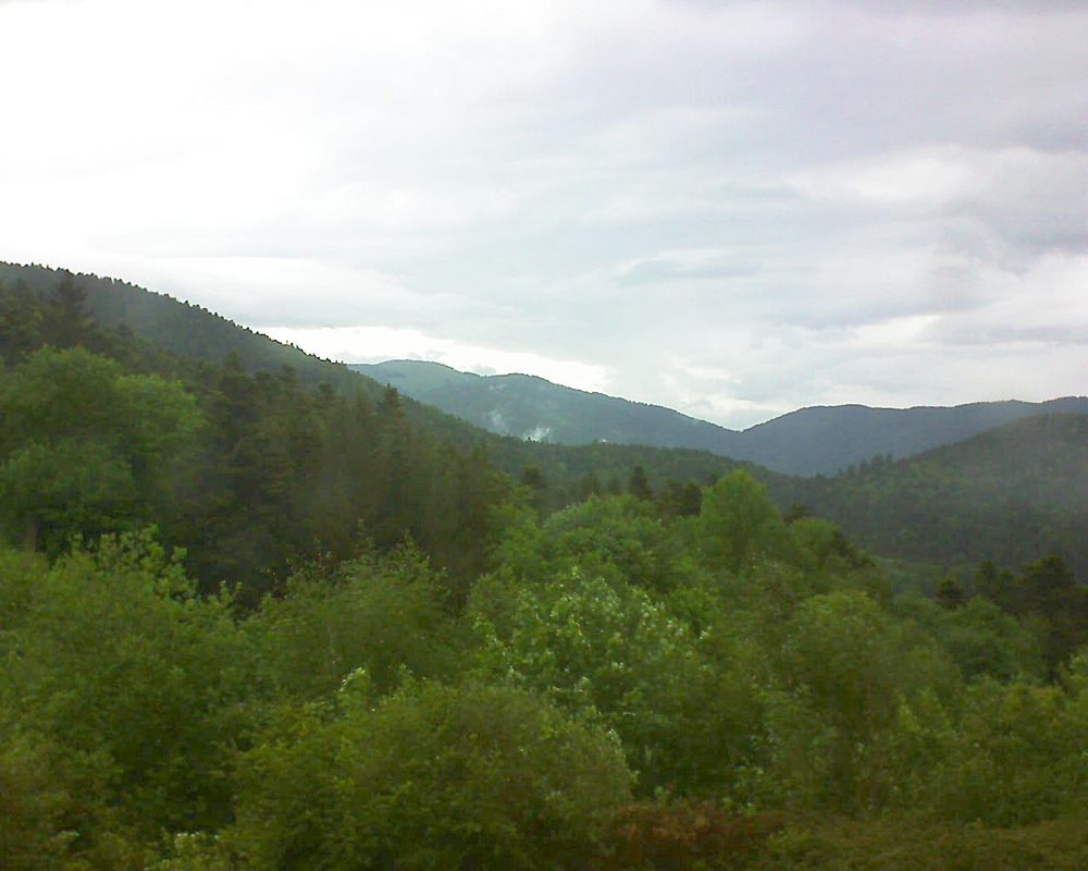 Le petit ballon vu depuis le Domaine Langmatt à Murbach le 10.05.2018 à 13:45 Le petit ballon (Alsace, Vosges) le 10.05.2018 à 13:45