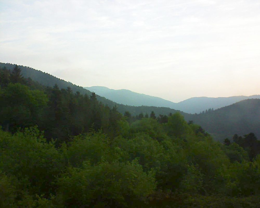 Le petit ballon vu depuis le Domaine Langmatt à Murbach le 12.05.2018 à 06:15 Le petit ballon (Alsace, Vosges) le 12.05.2018 à 06:15