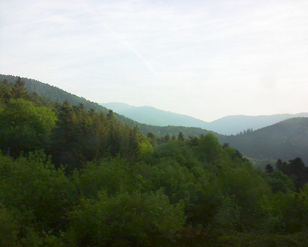 Le petit ballon vu depuis le Domaine Langmatt à Murbach le 12.05.2018 à 07:30 Le petit ballon (Alsace, Vosges) le 12.05.2018 à 07:30