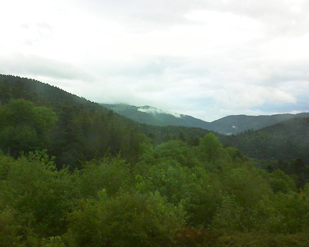 Le petit ballon vu depuis le Domaine Langmatt à Murbach le 13.05.2018 à 06:45 Le petit ballon (Alsace, Vosges) le 13.05.2018 à 06:45