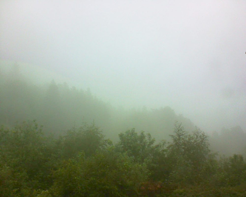 Le petit ballon vu depuis le Domaine Langmatt à Murbach le 13.05.2018 à 19:15 Le petit ballon (Alsace, Vosges) le 13.05.2018 à 19:15