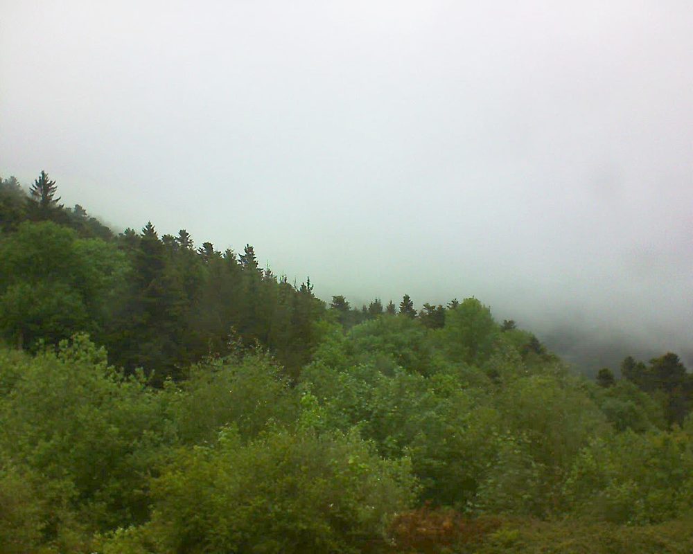 Le petit ballon vu depuis le Domaine Langmatt à Murbach le 14.05.2018 à 14:00 Le petit ballon (Alsace, Vosges) le 14.05.2018 à 14:00