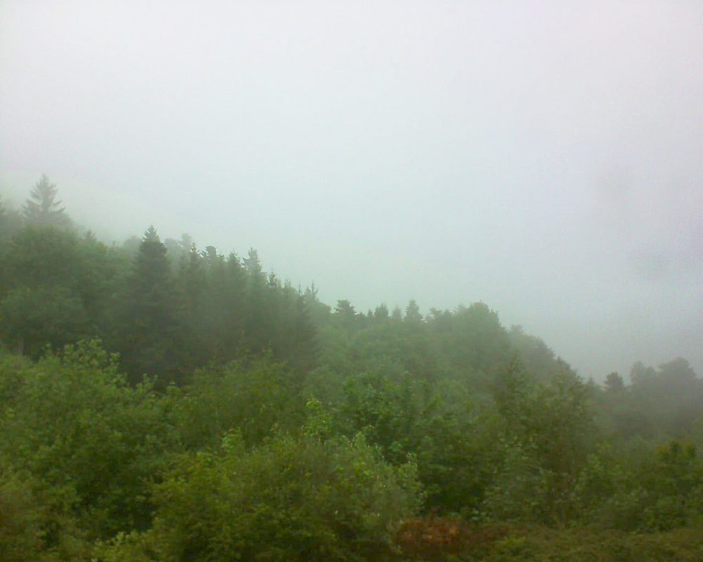 Le petit ballon vu depuis le Domaine Langmatt à Murbach le 14.05.2018 à 16:30 Le petit ballon (Alsace, Vosges) le 14.05.2018 à 16:30