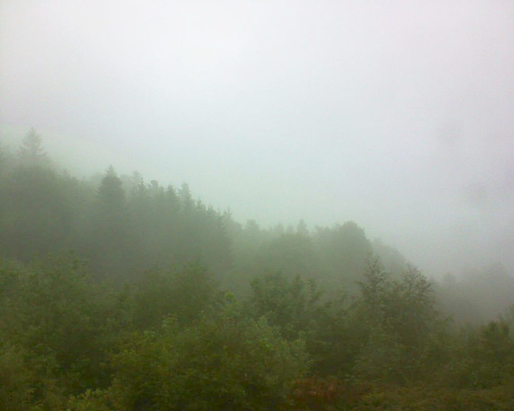 Le petit ballon vu depuis le Domaine Langmatt à Murbach le 14.05.2018 à 19:00 Le petit ballon (Alsace, Vosges) le 14.05.2018 à 19:00