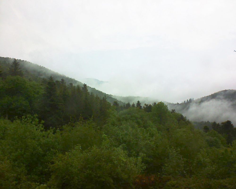 Le petit ballon vu depuis le Domaine Langmatt à Murbach le 15.05.2018 à 11:00 Le petit ballon (Alsace, Vosges) le 15.05.2018 à 11:00