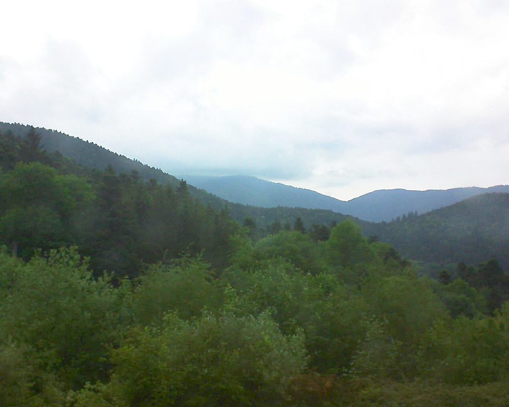 Le petit ballon vu depuis le Domaine Langmatt à Murbach le 15.05.2018 à 19:30 Le petit ballon (Alsace, Vosges) le 15.05.2018 à 19:30