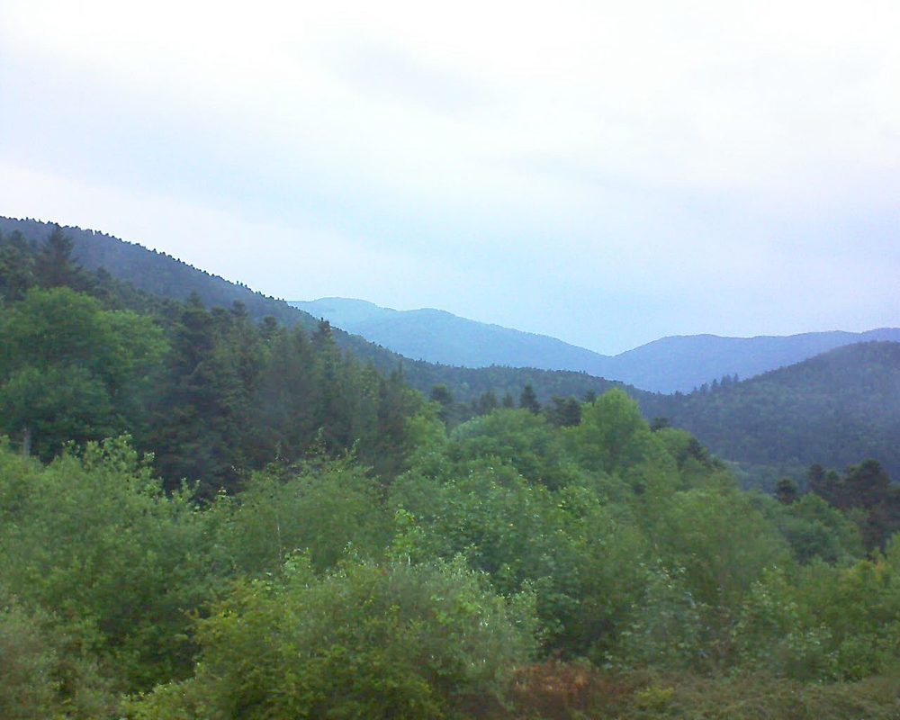 Le petit ballon vu depuis le Domaine Langmatt à Murbach le 16.05.2018 à 06:30 Le petit ballon (Alsace, Vosges) le 16.05.2018 à 06:30