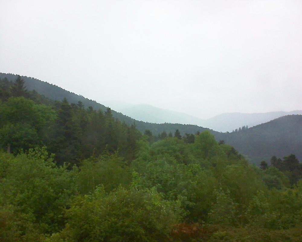 Le petit ballon vu depuis le Domaine Langmatt à Murbach le 16.05.2018 à 08:15 Le petit ballon (Alsace, Vosges) le 16.05.2018 à 08:15