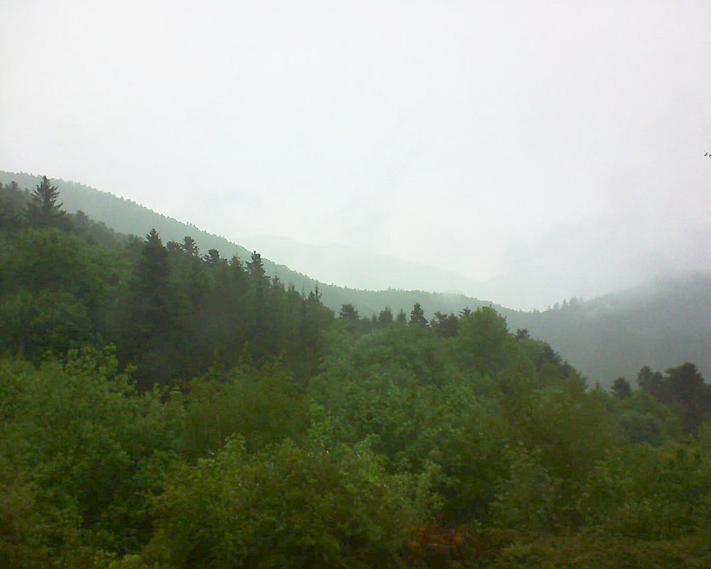 Le petit ballon vu depuis le Domaine Langmatt à Murbach le 16.05.2018 à 09:30 Le petit ballon (Alsace, Vosges) le 16.05.2018 à 09:30