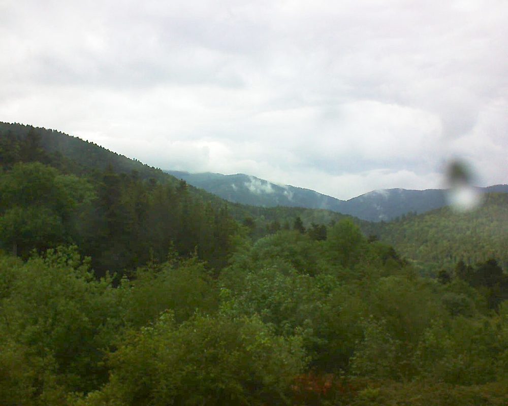 Le petit ballon vu depuis le Domaine Langmatt à Murbach le 16.05.2018 à 17:00 Le petit ballon (Alsace, Vosges) le 16.05.2018 à 17:00
