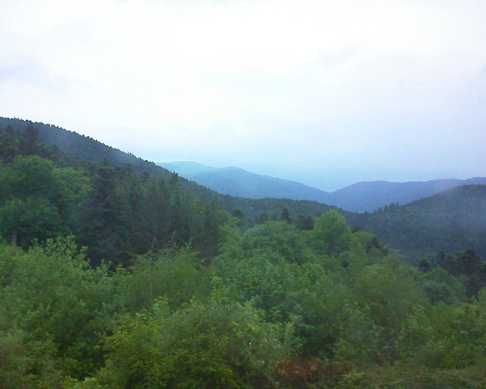 Le petit ballon vu depuis le Domaine Langmatt à Murbach le 17.05.2018 à 06:15 Le petit ballon (Alsace, Vosges) le 17.05.2018 à 06:15