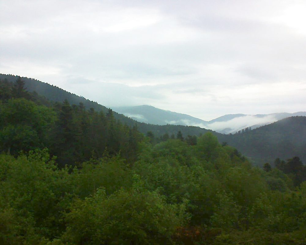 Le petit ballon vu depuis le Domaine Langmatt à Murbach le 17.05.2018 à 07:15 Le petit ballon (Alsace, Vosges) le 17.05.2018 à 07:15