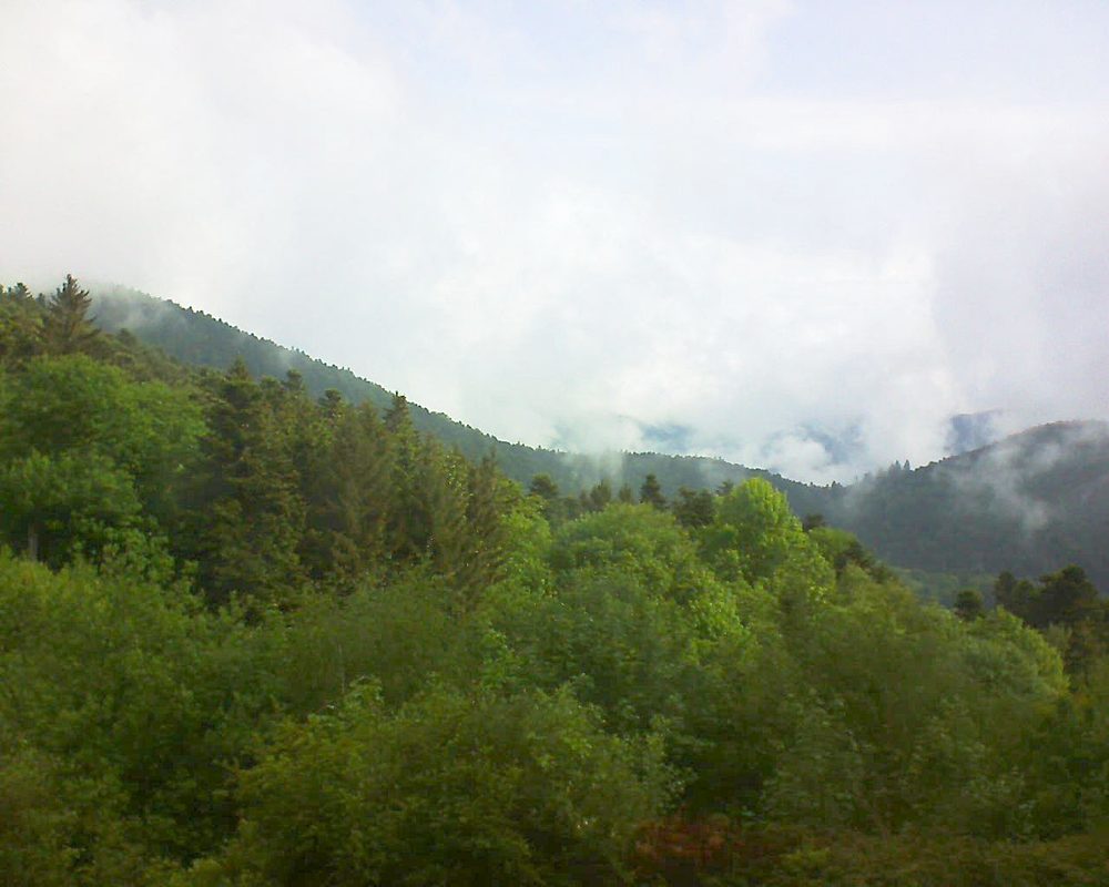 Le petit ballon vu depuis le Domaine Langmatt à Murbach le 17.05.2018 à 09:15 Le petit ballon (Alsace, Vosges) le 17.05.2018 à 09:15