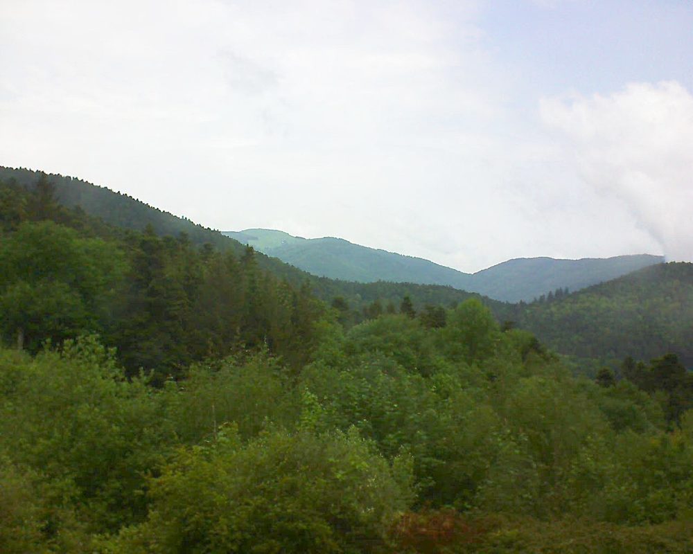 Le petit ballon vu depuis le Domaine Langmatt à Murbach le 17.05.2018 à 12:00 Le petit ballon (Alsace, Vosges) le 17.05.2018 à 12:00