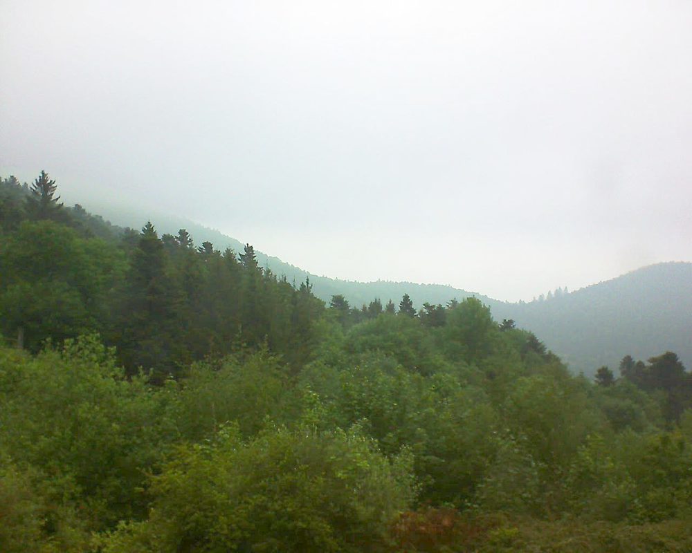 Le petit ballon vu depuis le Domaine Langmatt à Murbach le 17.05.2018 à 17:30 Le petit ballon (Alsace, Vosges) le 17.05.2018 à 17:30