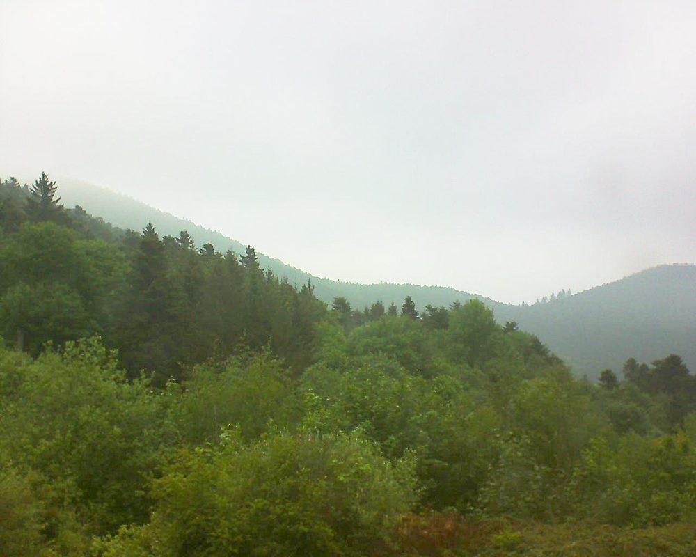 Le petit ballon vu depuis le Domaine Langmatt à Murbach le 17.05.2018 à 18:00 Le petit ballon (Alsace, Vosges) le 17.05.2018 à 18:00