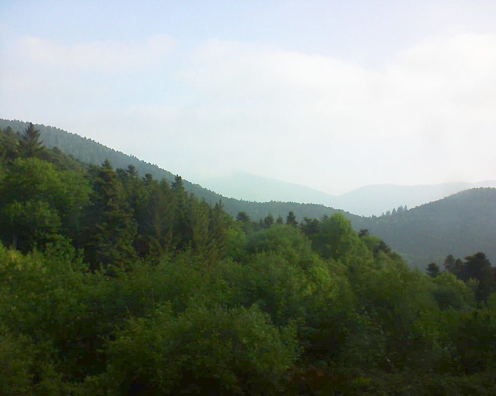 Le petit ballon vu depuis le Domaine Langmatt à Murbach le 18.05.2018 à 08:00 Le petit ballon (Alsace, Vosges) le 18.05.2018 à 08:00