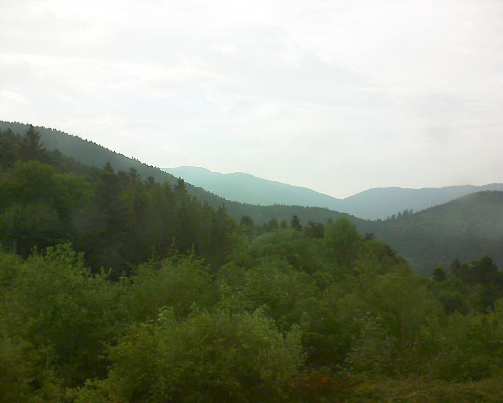 Le petit ballon vu depuis le Domaine Langmatt à Murbach le 18.05.2018 à 19:45 Le petit ballon (Alsace, Vosges) le 18.05.2018 à 19:45