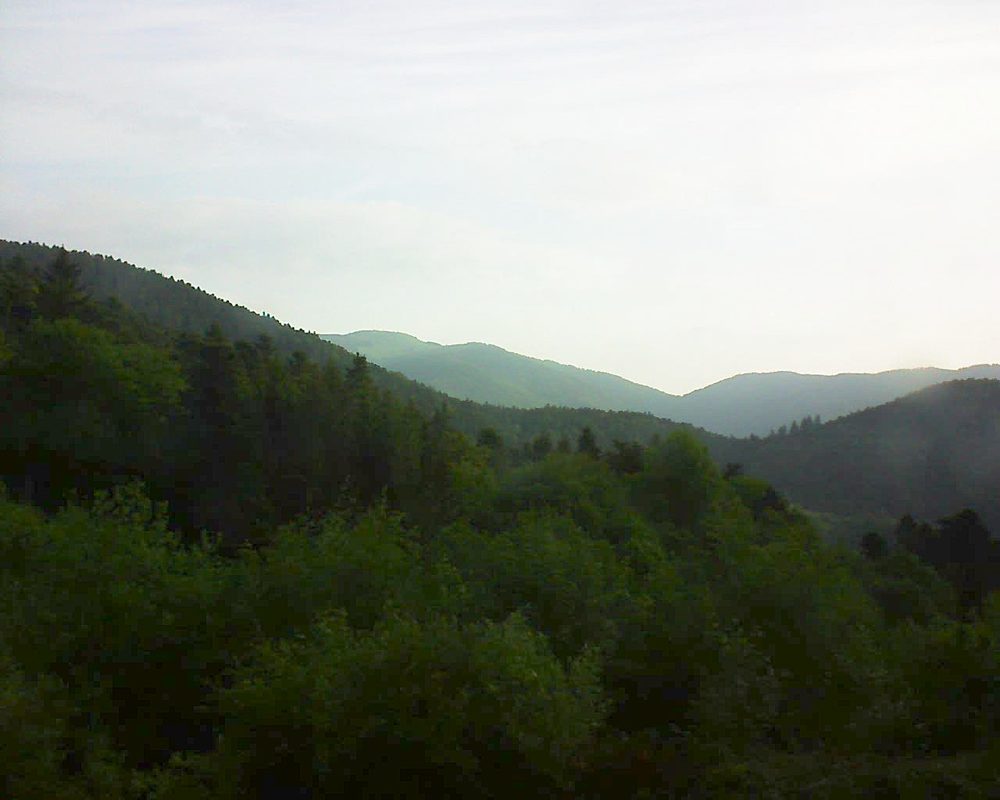 Le petit ballon vu depuis le Domaine Langmatt à Murbach le 19.05.2018 à 07:15 Le petit ballon (Alsace, Vosges) le 19.05.2018 à 07:15