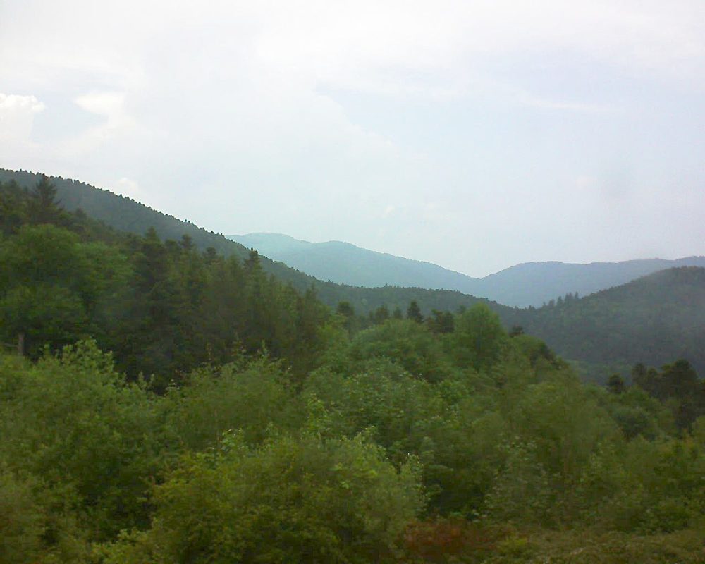 Le petit ballon vu depuis le Domaine Langmatt à Murbach le 19.05.2018 à 17:15 Le petit ballon (Alsace, Vosges) le 19.05.2018 à 17:15