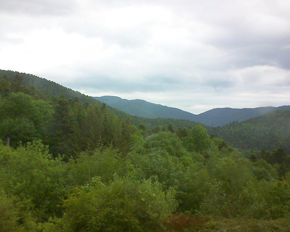 Le petit ballon vu depuis le Domaine Langmatt à Murbach le 20.05.2018 à 09:45 Le petit ballon (Alsace, Vosges) le 20.05.2018 à 09:45