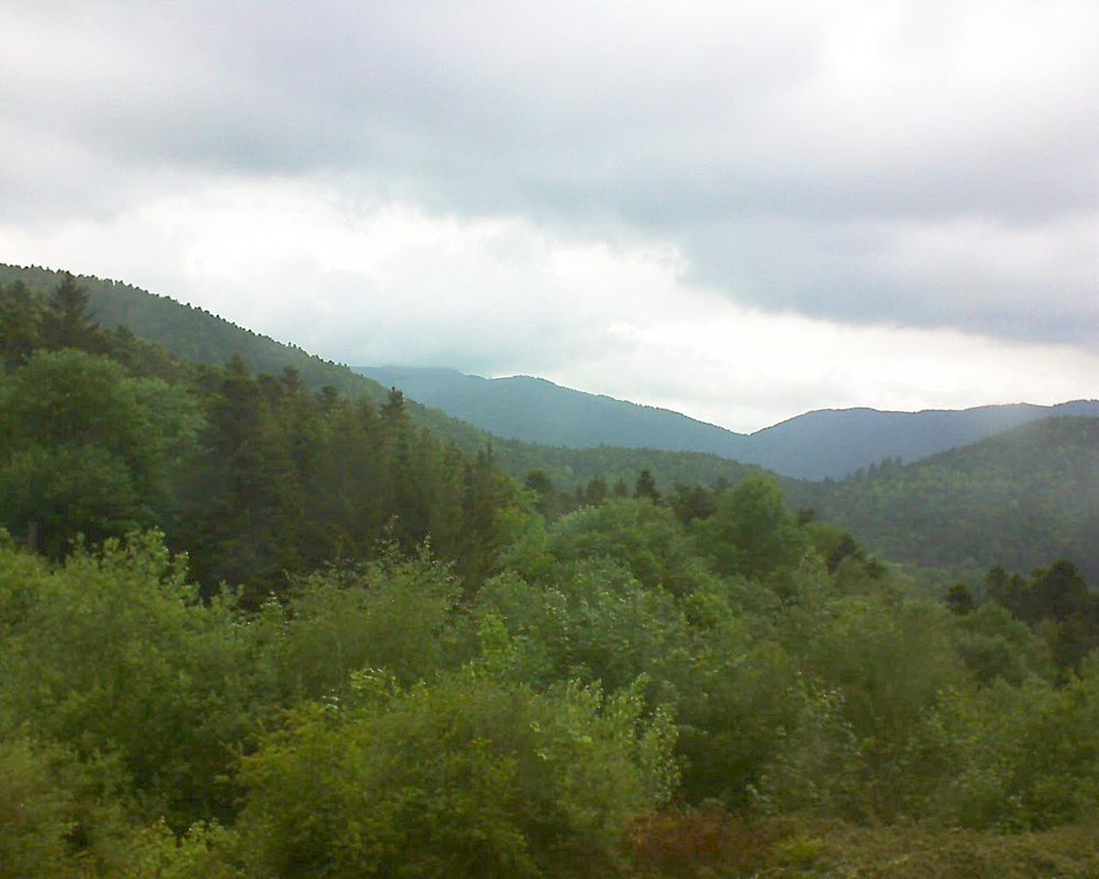 Le petit ballon vu depuis le Domaine Langmatt à Murbach le 20.05.2018 à 11:00 Le petit ballon (Alsace, Vosges) le 20.05.2018 à 11:00
