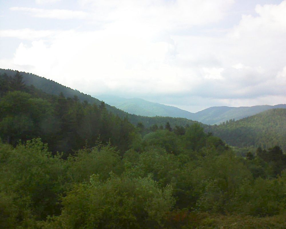 Le petit ballon vu depuis le Domaine Langmatt à Murbach le 20.05.2018 à 17:45 Le petit ballon (Alsace, Vosges) le 20.05.2018 à 17:45