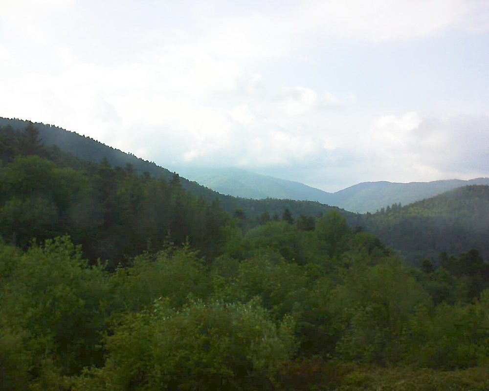 Le petit ballon vu depuis le Domaine Langmatt à Murbach le 20.05.2018 à 18:30 Le petit ballon (Alsace, Vosges) le 20.05.2018 à 18:30