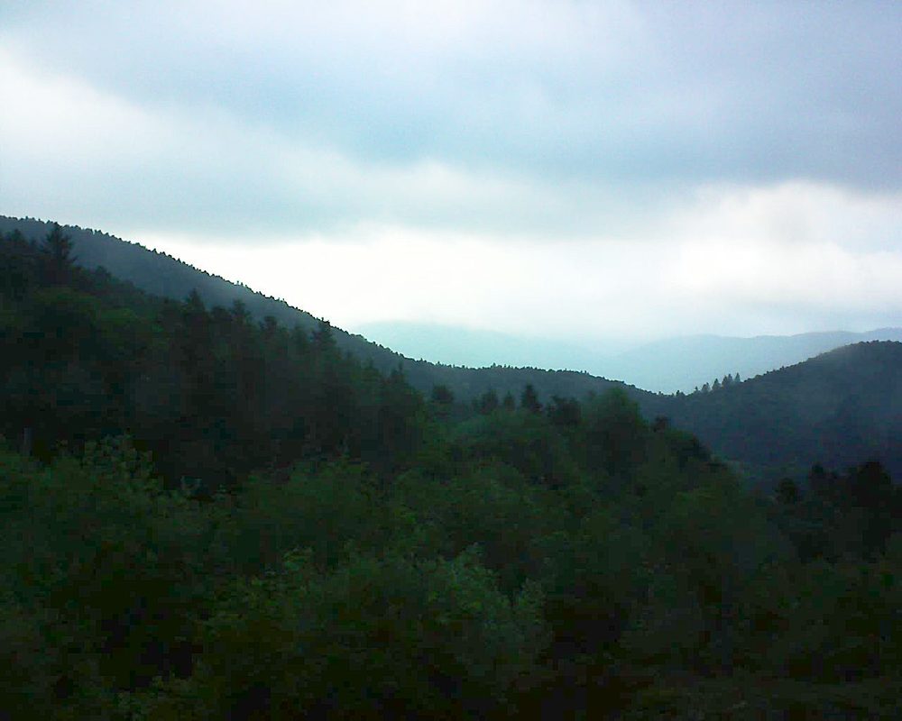 Le petit ballon vu depuis le Domaine Langmatt à Murbach le 20.05.2018 à 20:30 Le petit ballon (Alsace, Vosges) le 20.05.2018 à 20:30