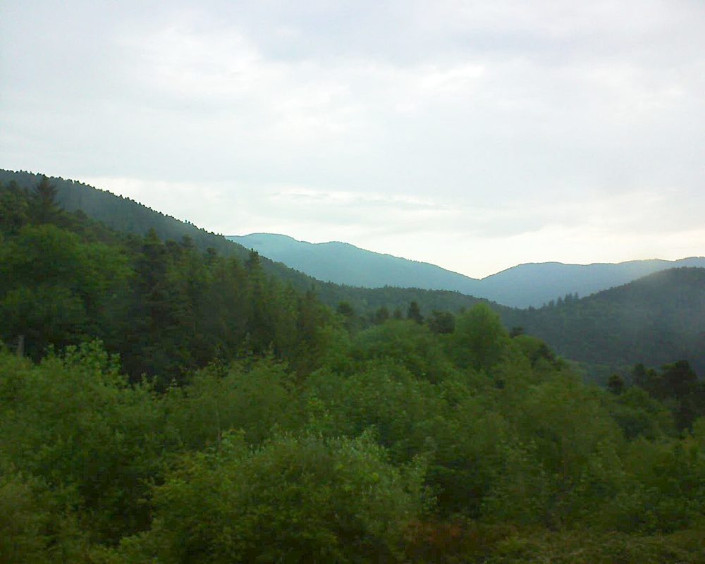 Le petit ballon vu depuis le Domaine Langmatt à Murbach le 21.05.2018 à 06:45 Le petit ballon (Alsace, Vosges) le 21.05.2018 à 06:45