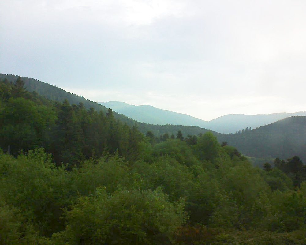 Le petit ballon vu depuis le Domaine Langmatt à Murbach le 21.05.2018 à 07:00 Le petit ballon (Alsace, Vosges) le 21.05.2018 à 07:00