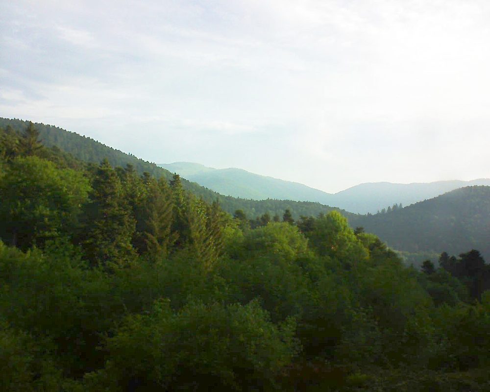 Le petit ballon vu depuis le Domaine Langmatt à Murbach le 21.05.2018 à 07:30 Le petit ballon (Alsace, Vosges) le 21.05.2018 à 07:30