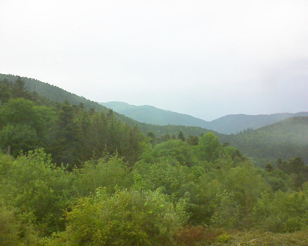 Le petit ballon vu depuis le Domaine Langmatt à Murbach le 21.05.2018 à 18:30 Le petit ballon (Alsace, Vosges) le 21.05.2018 à 18:30