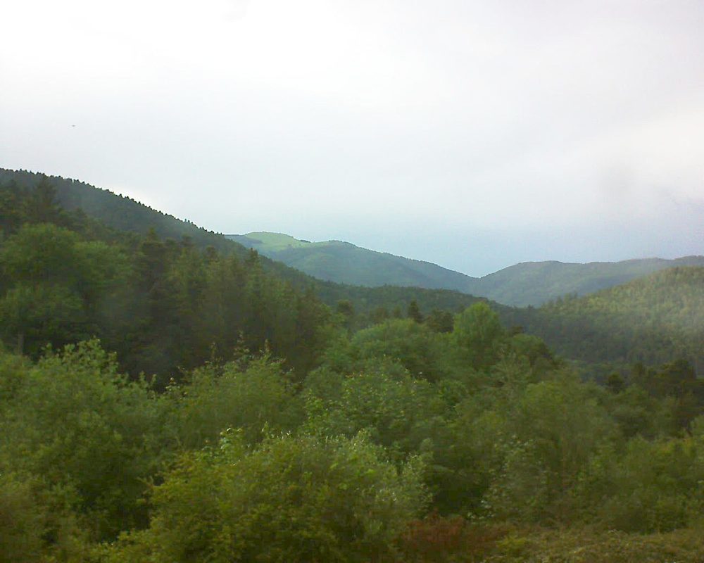 Le petit ballon vu depuis le Domaine Langmatt à Murbach le 21.05.2018 à 18:45 Le petit ballon (Alsace, Vosges) le 21.05.2018 à 18:45