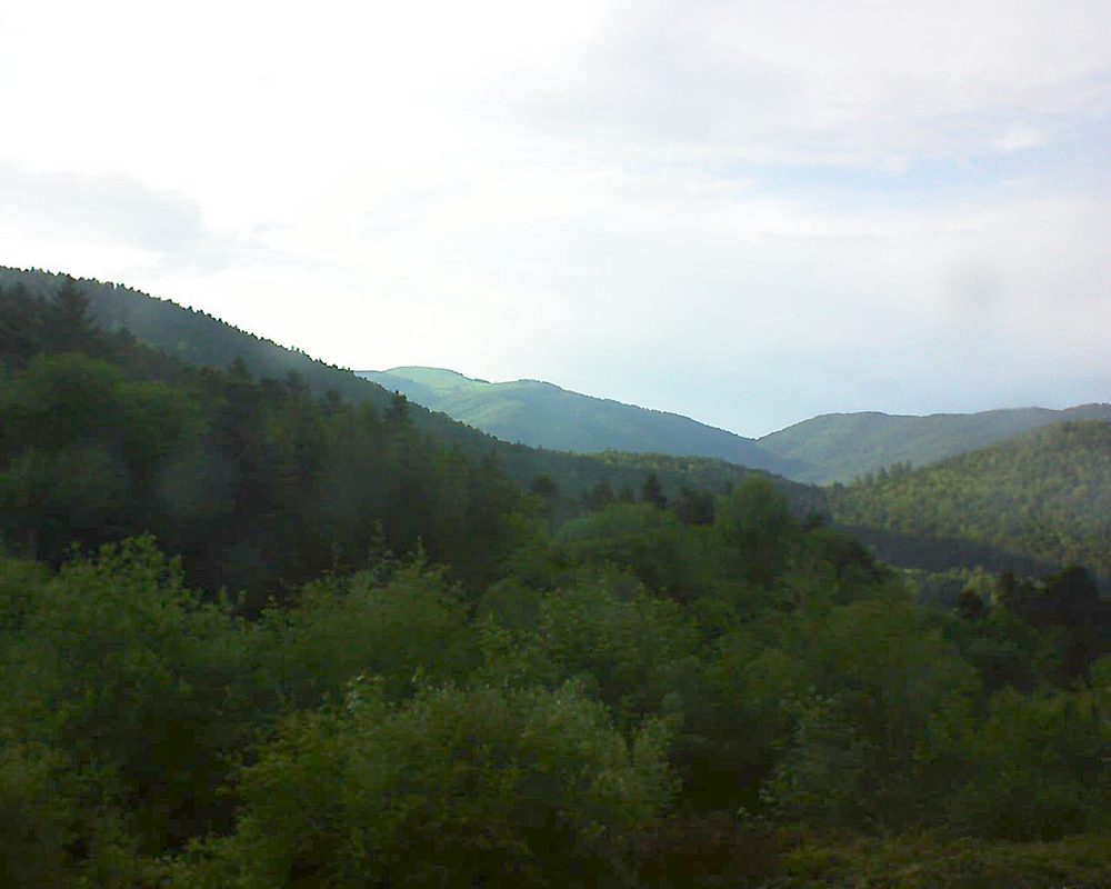 Le petit ballon vu depuis le Domaine Langmatt à Murbach le 21.05.2018 à 19:15 Le petit ballon (Alsace, Vosges) le 21.05.2018 à 19:15