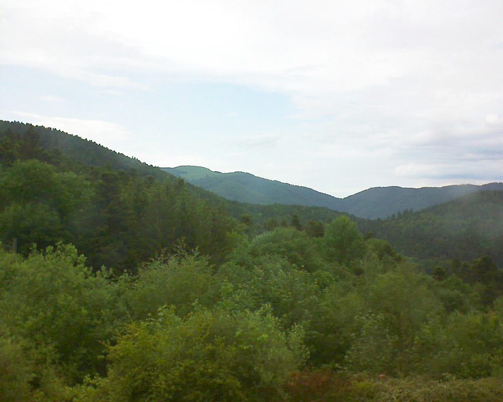 Le petit ballon vu depuis le Domaine Langmatt à Murbach le 22.05.2018 à 17:30 Le petit ballon (Alsace, Vosges) le 22.05.2018 à 17:30