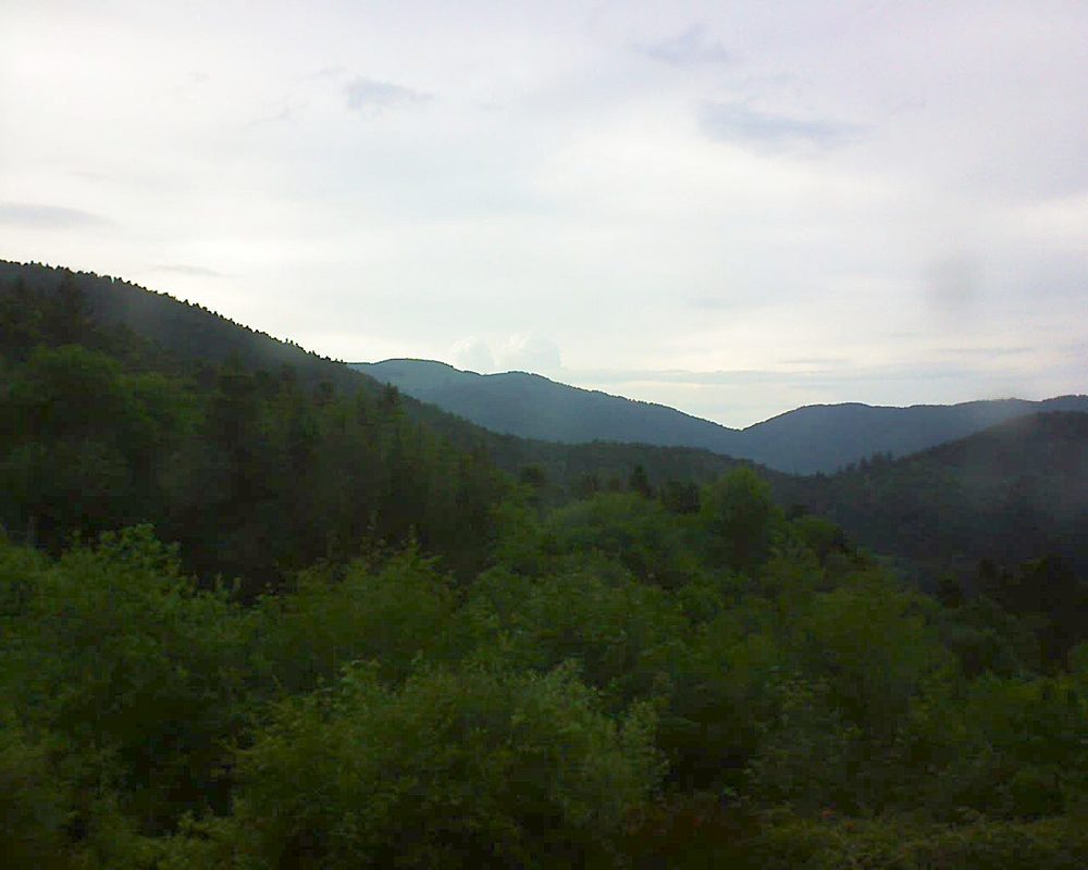 Le petit ballon vu depuis le Domaine Langmatt à Murbach le 22.05.2018 à 19:45 Le petit ballon (Alsace, Vosges) le 22.05.2018 à 19:45