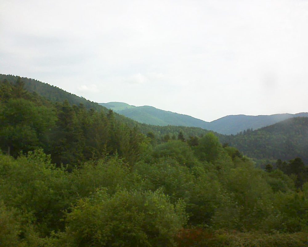Le petit ballon vu depuis le Domaine Langmatt à Murbach le 23.05.2018 à 08:30 Le petit ballon (Alsace, Vosges) le 23.05.2018 à 08:30