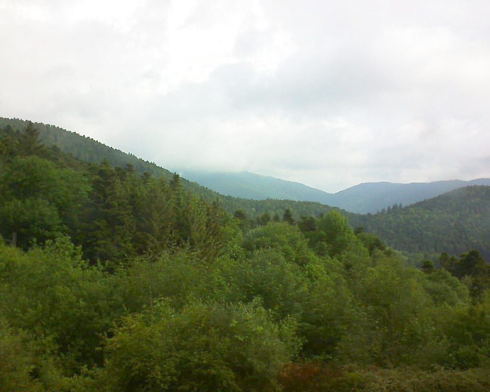 Le petit ballon vu depuis le Domaine Langmatt à Murbach le 23.05.2018 à 09:30 Le petit ballon (Alsace, Vosges) le 23.05.2018 à 09:30