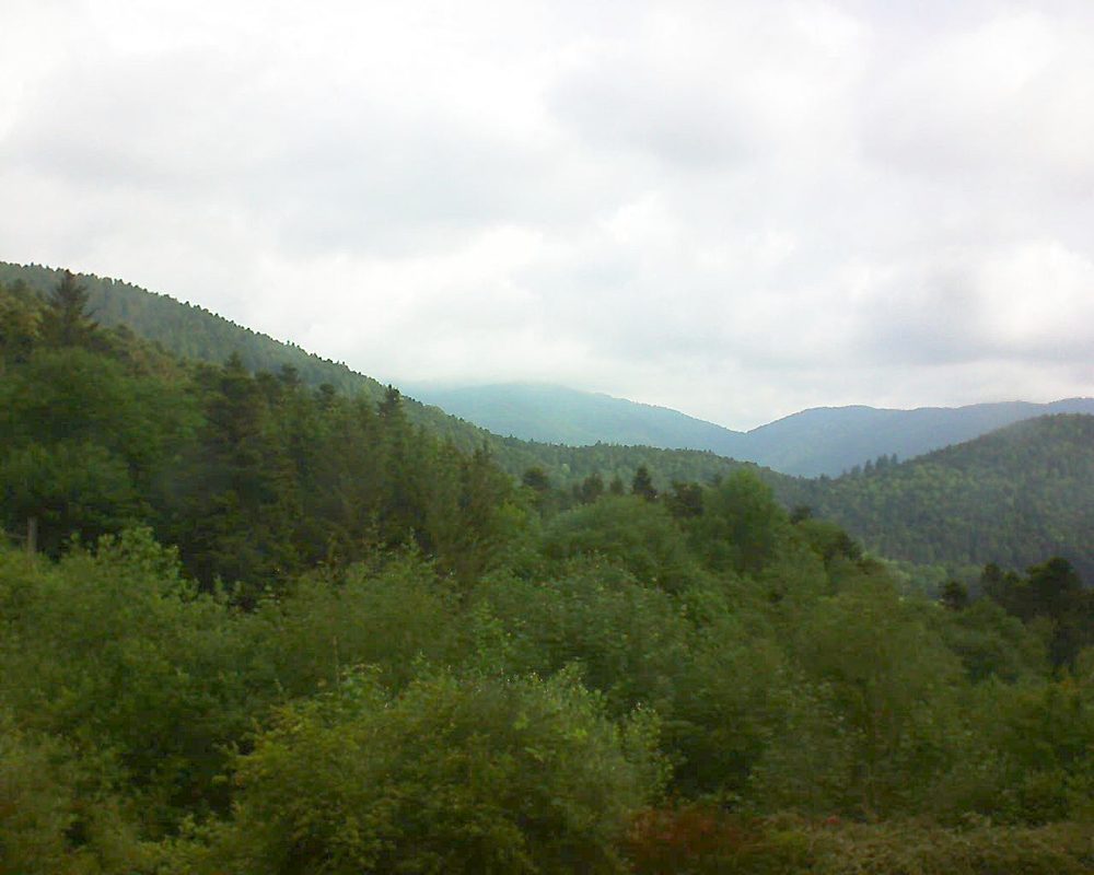 Le petit ballon vu depuis le Domaine Langmatt à Murbach le 23.05.2018 à 09:45 Le petit ballon (Alsace, Vosges) le 23.05.2018 à 09:45