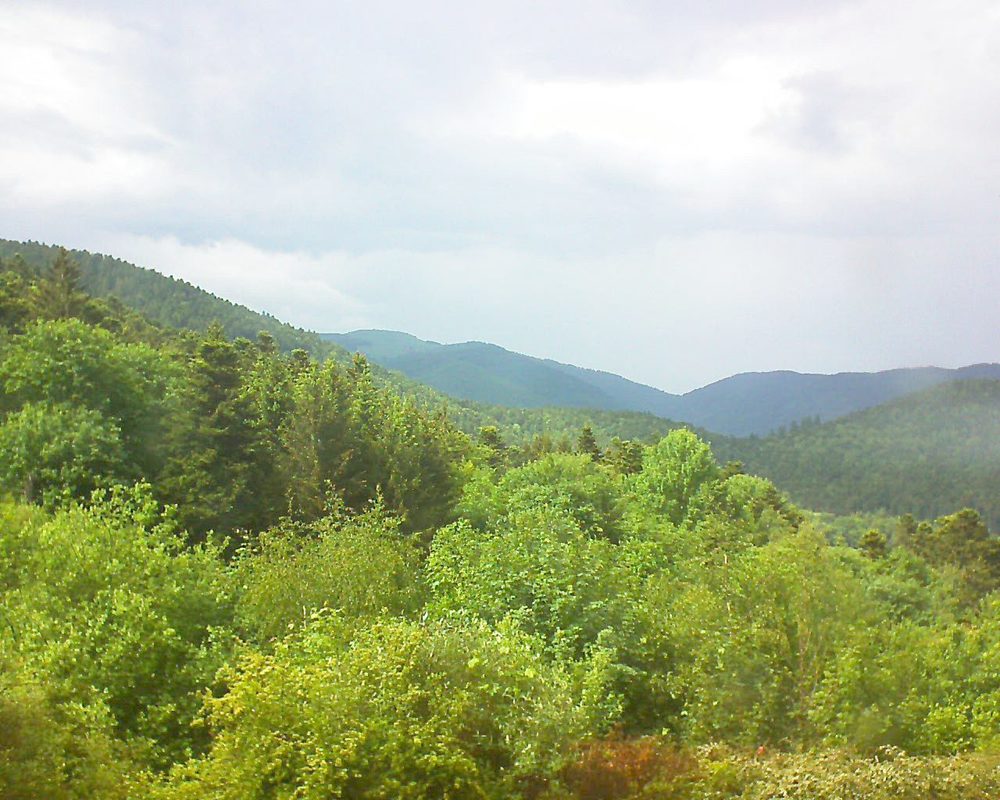 Le petit ballon vu depuis le Domaine Langmatt à Murbach le 23.05.2018 à 16:15 Le petit ballon (Alsace, Vosges) le 23.05.2018 à 16:15