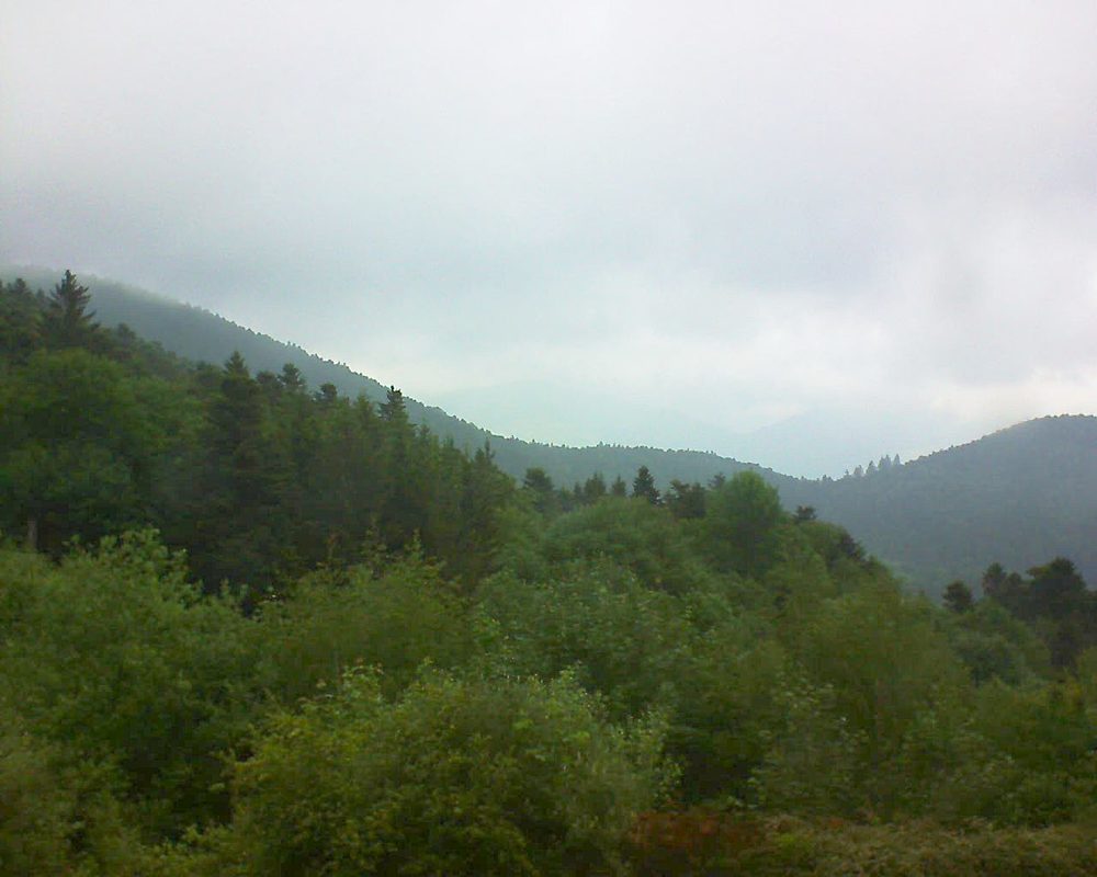 Le petit ballon vu depuis le Domaine Langmatt à Murbach le 24.05.2018 à 11:30 Le petit ballon (Alsace, Vosges) le 24.05.2018 à 11:30