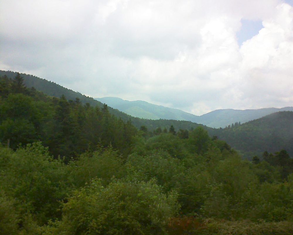 Le petit ballon vu depuis le Domaine Langmatt à Murbach le 24.05.2018 à 13:00 Le petit ballon (Alsace, Vosges) le 24.05.2018 à 13:00