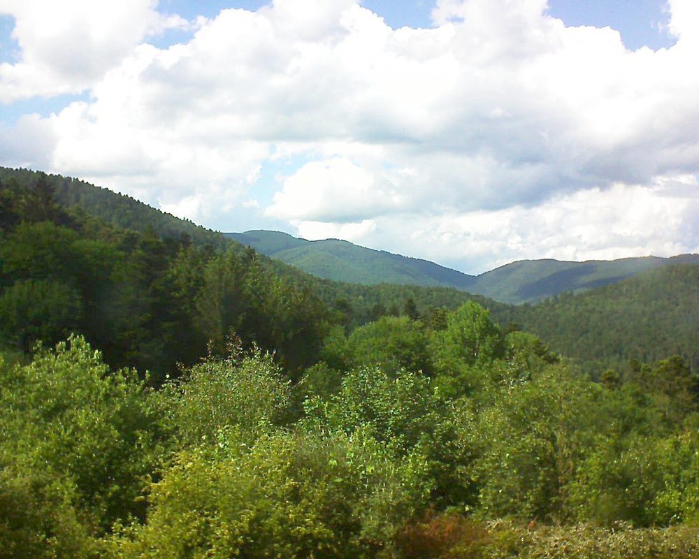 Le petit ballon vu depuis le Domaine Langmatt à Murbach le 24.05.2018 à 16:30 Le petit ballon (Alsace, Vosges) le 24.05.2018 à 16:30