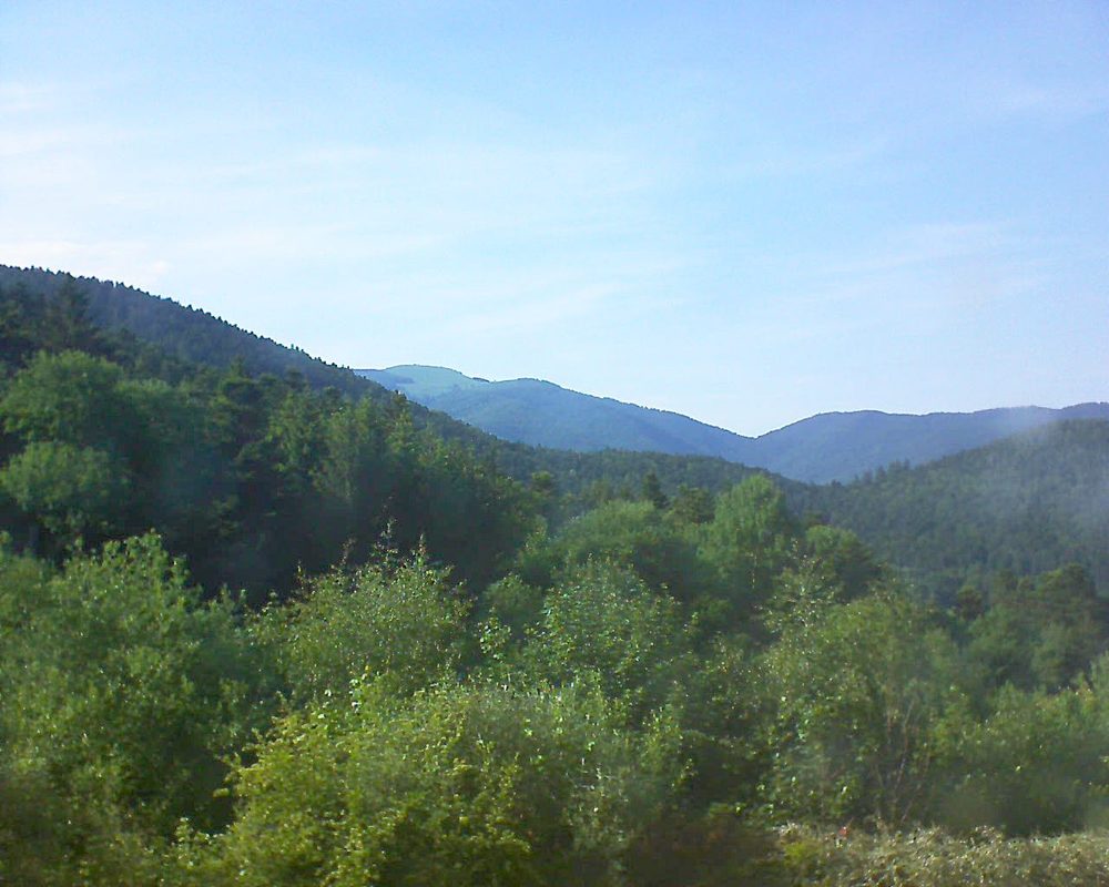 Le petit ballon vu depuis le Domaine Langmatt à Murbach le 25.05.2018 à 18:00 Le petit ballon (Alsace, Vosges) le 25.05.2018 à 18:00