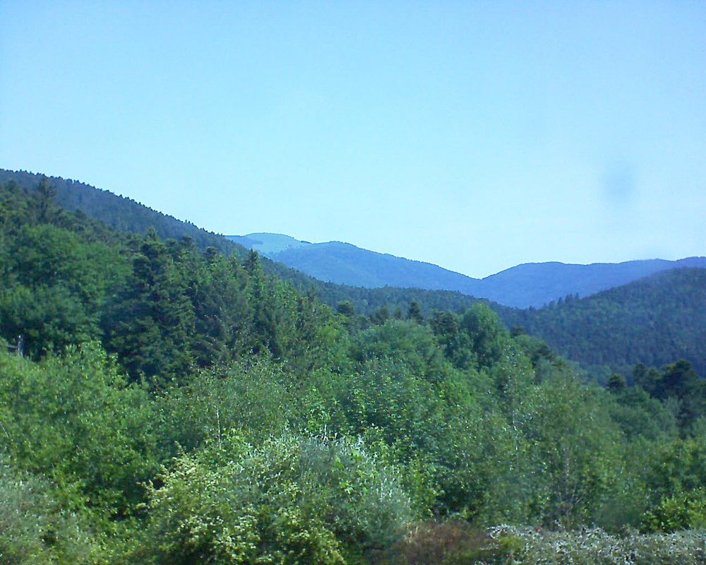 Le petit ballon vu depuis le Domaine Langmatt à Murbach le 26.05.2018 à 11:00 Le petit ballon (Alsace, Vosges) le 26.05.2018 à 11:00