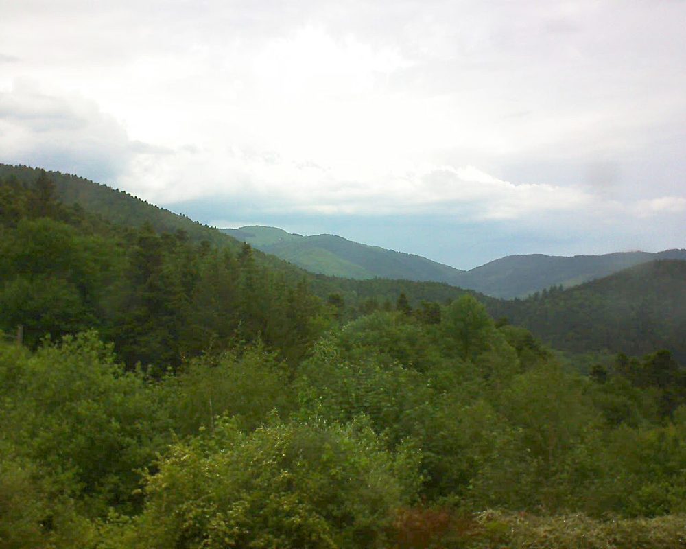 Le petit ballon vu depuis le Domaine Langmatt à Murbach le 26.05.2018 à 13:45 Le petit ballon (Alsace, Vosges) le 26.05.2018 à 13:45