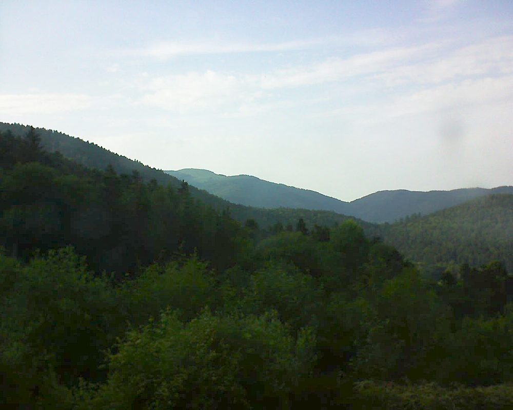 Le petit ballon vu depuis le Domaine Langmatt à Murbach le 26.05.2018 à 19:00 Le petit ballon (Alsace, Vosges) le 26.05.2018 à 19:00