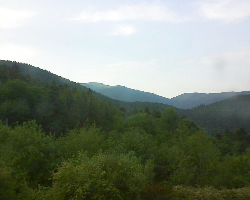 Le petit ballon vu depuis le Domaine Langmatt à Murbach le 26.05.2018 à 19:30 Le petit ballon (Alsace, Vosges) le 26.05.2018 à 19:30
